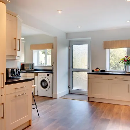 4 Bed In Oc-ds1007 Holiday home *